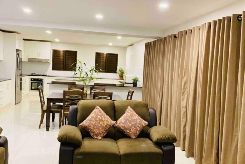 Lovely 4-Bedroom Holiday Home With Free Parking. Lautoka Eksteriør billede
