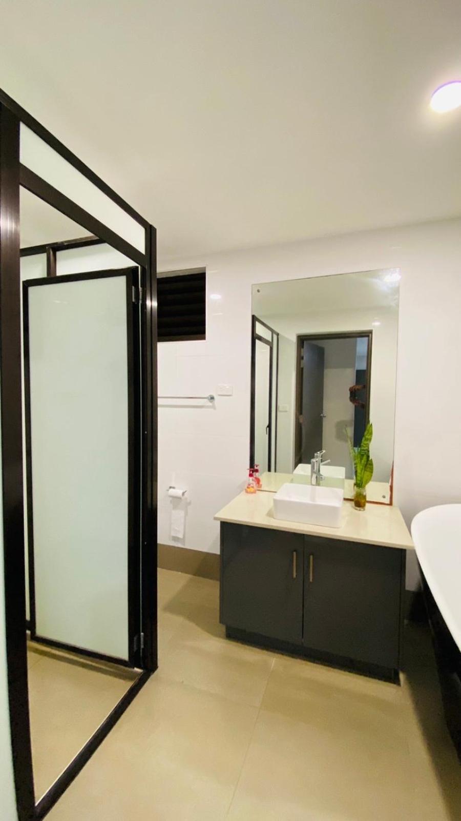 Lovely 4-Bedroom Holiday Home With Free Parking. Lautoka Eksteriør billede